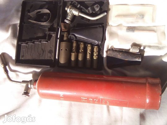 Gázlámpa töltet nélkül tartozékokkal eladó
