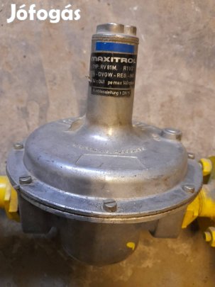 Gáznyomás szabályozó szabályzó 6/4" pemax140mbar Maxitrol RV 81M 150mm