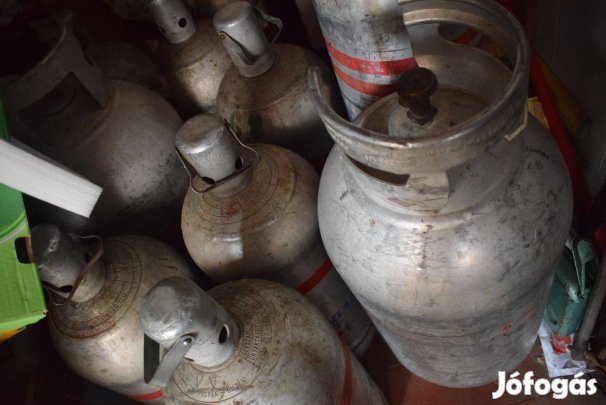 Gázpalackok eladók Pécs-belvárosában!