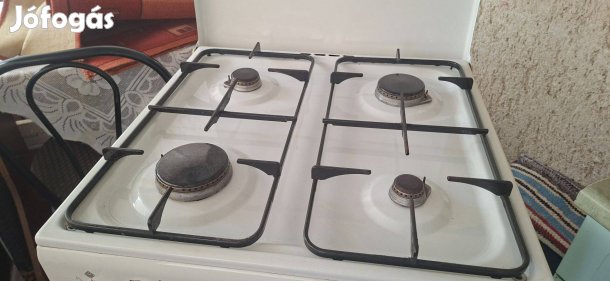 Gáztűzhely per villanyos sütő -gázos