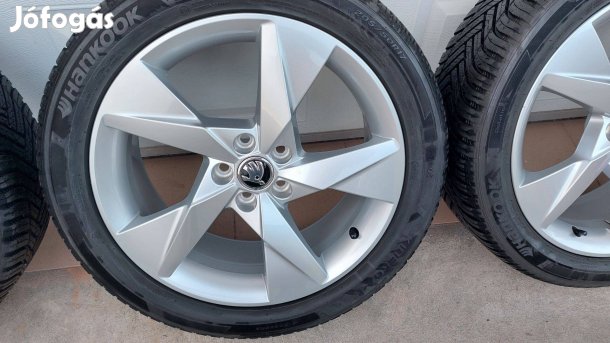 Gbbb gyári Skoda Scala/volans/ 17alufelni 5x100 négyévszakos gumik