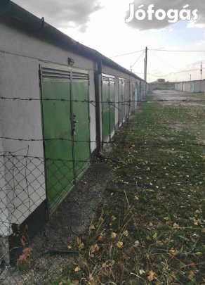 Gellért uti garázstelepen eladó garázs-70-703 9997