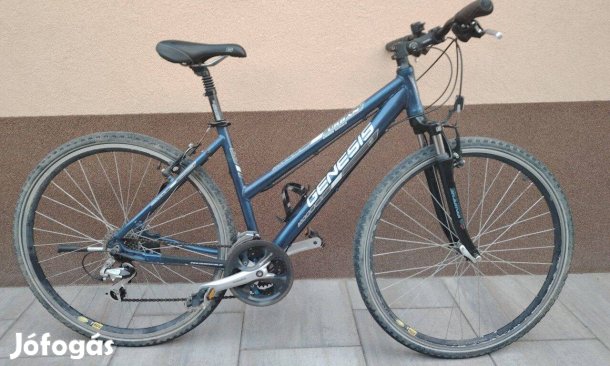Genesis28"-os , aluvázas, teleszkópos, cross trekking kerékpár