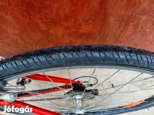 Genesis 28-as alumínium vázas, női trekking kerékpár