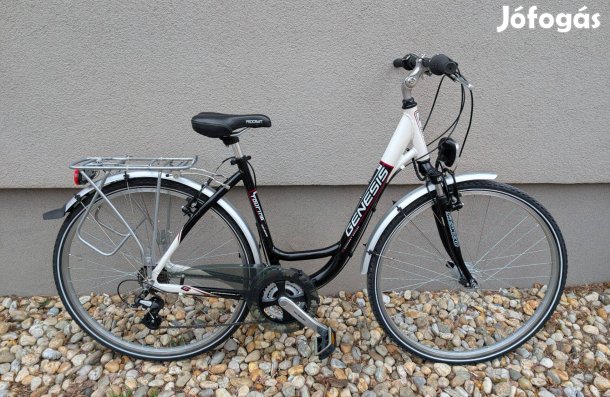 Genesis Touring agydinamós, alacsonyátlépős női trekking!