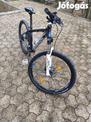 Genesis solution kerékpár