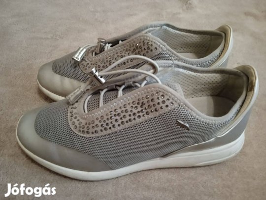Geox utcai cipő 37-es méretben eladó!