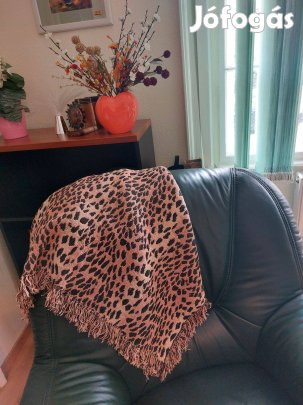 Gepárd mintás rojtos kanapé takaró (throw)