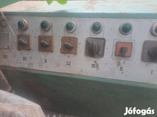 Gépek,motor ,jármü