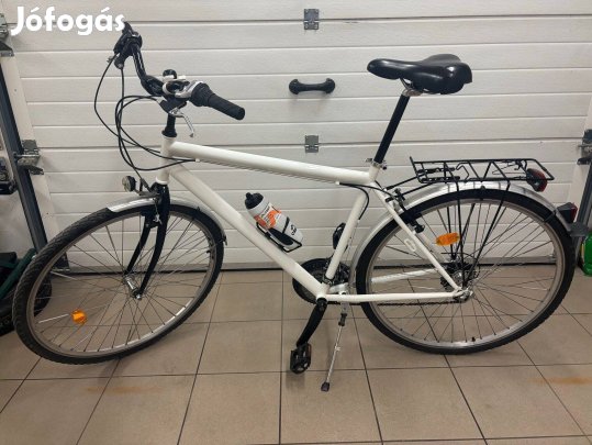 Gepida Alboin 100 férfi trekking kerékpár 28-as kerék