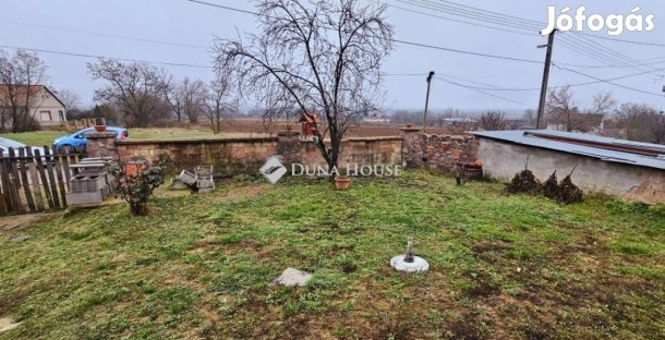 Geresdlaki eladó 65 nm-es ház