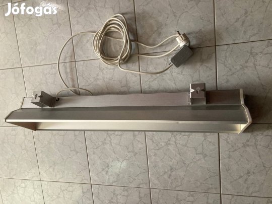 Germicid lámpatest, armatúra fénycsővel