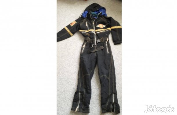 Getngo sport fekete kapucnis cipzáros zsebes síoverál 140 újszerű