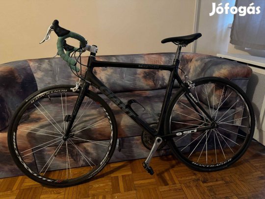 Giant Advanced TCR karbon országúti kerékpár
