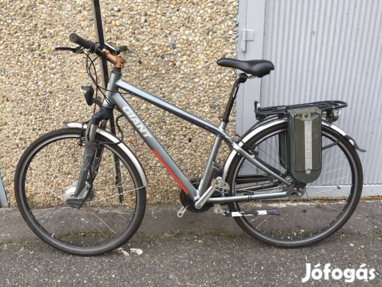 Giant elektromos kerékpár hibás állapotban eladó