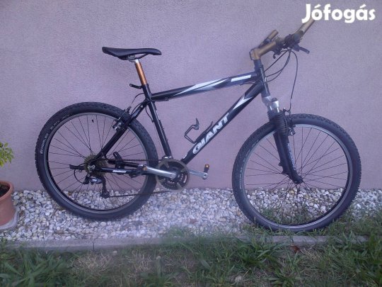 Giant mountain bike 26"