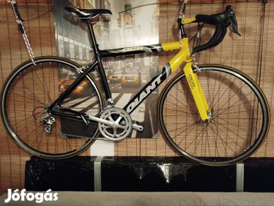 Giant országúti kerékpár 