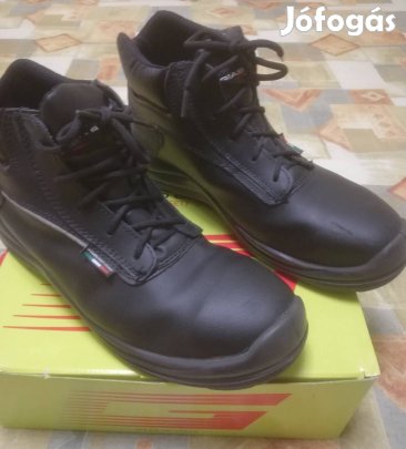 Giasco Edison villanyszerelő munkavédelmi bakancs 45-ös