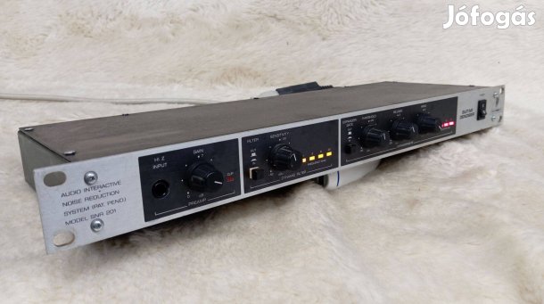 Gitár zajcsökkentő Behringer