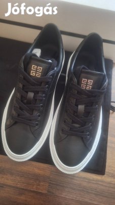Givenchy city sport sneaker