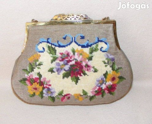 Gobelin hímzett táska