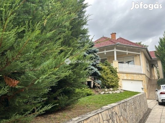 Gödöllői 168 nm-es ház eladó