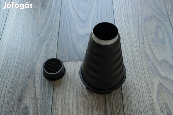 Godox SN01 snoot szűkítő, méhsejtráccsal