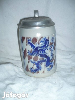 Goebel porcelán fajansz fedeles korsó