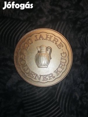Goldener krug érme
