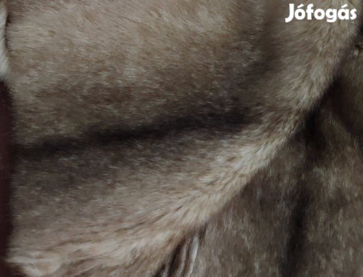 Goldix minőségi női szép uj szőrmés télikabát