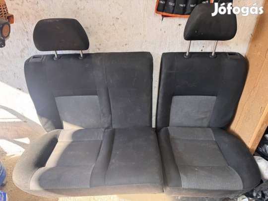 Golf 4 hátsó ülés