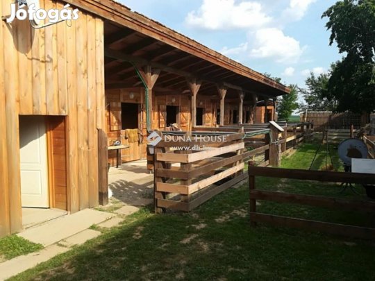 Göllei eladó 92 nm-es ház