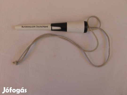 Golyóstoll, nyakba akasztható