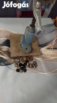 Gomb behúzó eladó