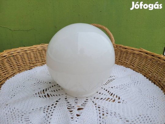 Gömb tejüveg búra