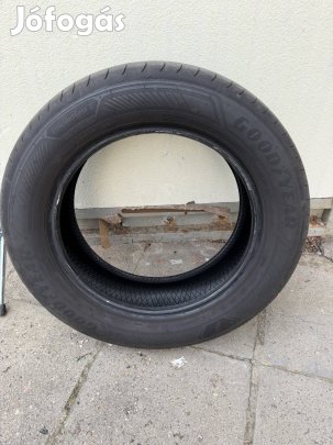 Goodyear Efficientgrip 2 SUV 215/60 R17