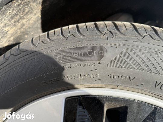 Goodyear Efficientgrip performance 2 XL 102V 225/55/R18 DOT3825