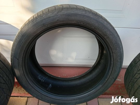 Goodyear Nyárigumi 2017 R20 255/45