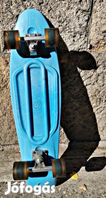 Gördeszka 67 cm eladó jó állapotban!