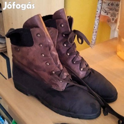 Gore-tex retro fazonú Ladystar fűzős bundás bokacipő
