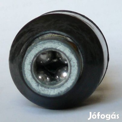 Görgős befogófej fúróba eladó!