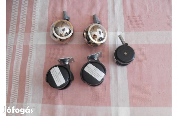 Görgős fotelláb, Új