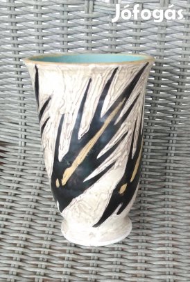 Gorka Lívia halas váza (kicsi)