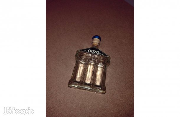 Görög épület ouzo üveg, dísz, üres