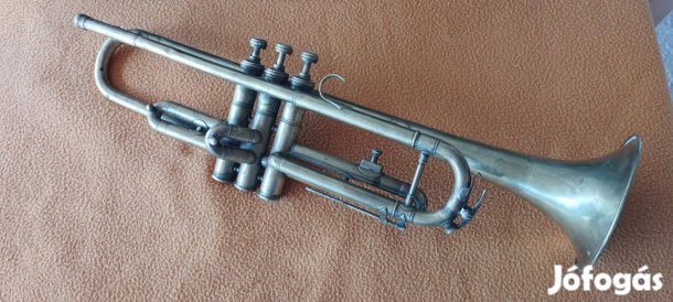 Gotham márkájú b trombita eladó