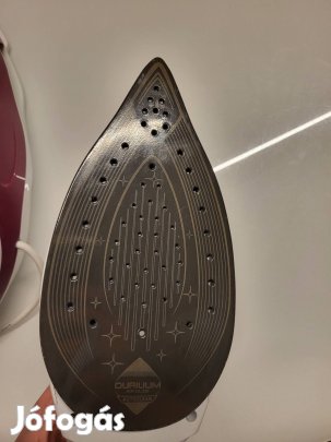 Gőzállomásos vasalógép