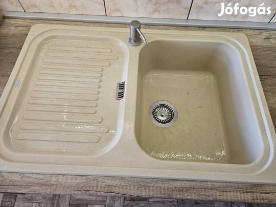 Gránit mosogatótálca eladó.