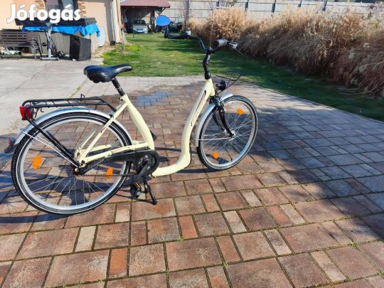 Gratia agyváltós, agydinamós női 26"-os stílusos mélyvázas kerékpár