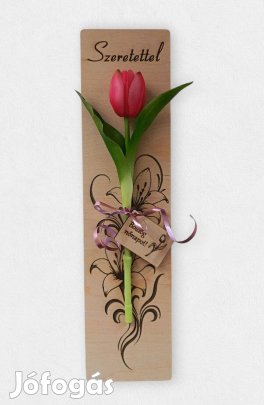 Gravírozott női tulipántartó