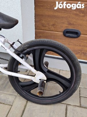 Gravity Zinc Tested BMX